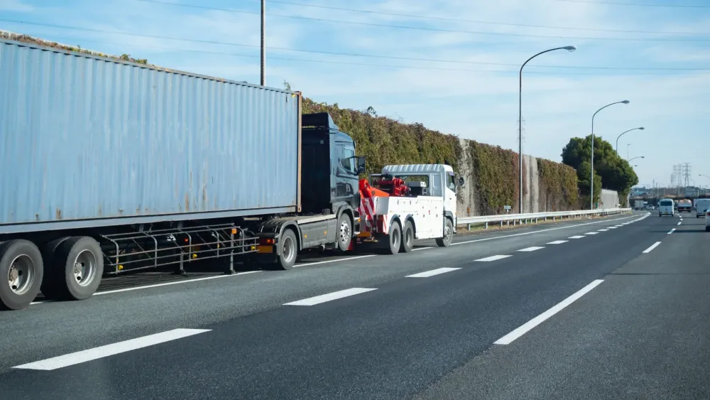 Remorquage véhicule industriel à Saint-Michel-sur-Orge